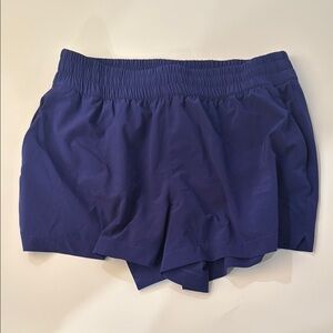 Athleta weekender run short